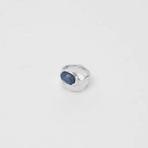 Imogen Ring, Kyanite