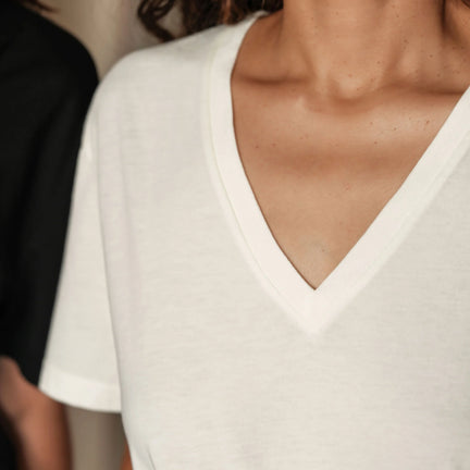 The Jersey Relaxed V-Neck, Powder
