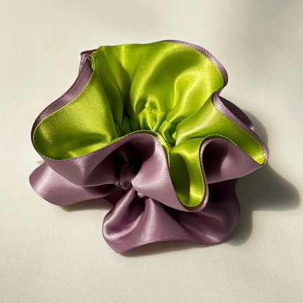 Ruffle Ribbon Scrunchie- Lilac