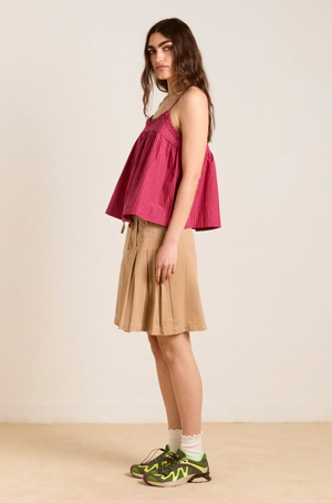 Kat Kilt, Tan