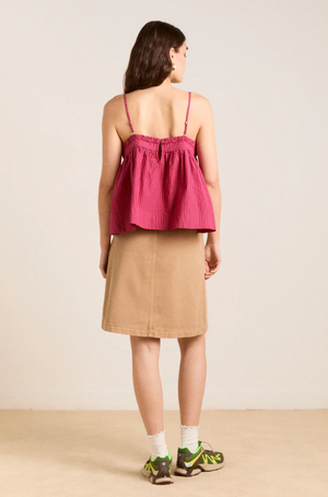 Kat Kilt, Tan
