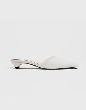 Soyo 90's Mule, White