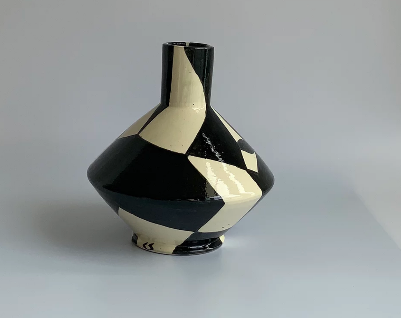 Napoli Vase Hand Painted, Psychomagic 24 cm tall